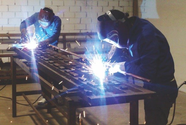 Construcción y soldadura - Imagen 1